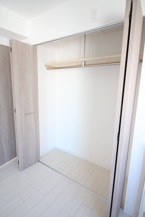 物件内観写真13　(収納)