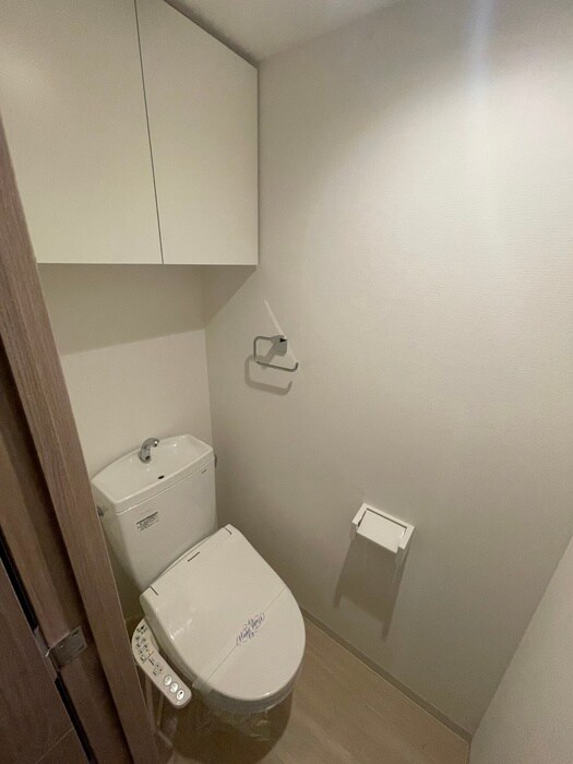 物件内観写真13　(トイレ)