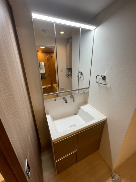 物件内観写真14　(洗面)