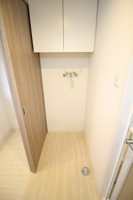 物件内観写真15　(洗濯機置場)