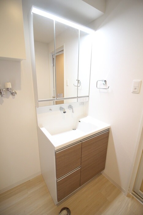 物件内観写真15　(洗面)