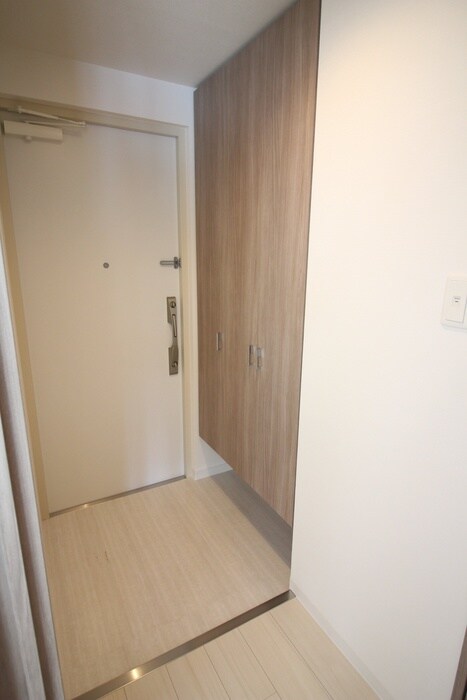 物件内観写真19　(玄関)