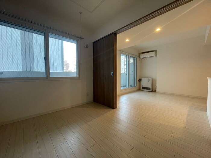 物件内観写真21　(居室)