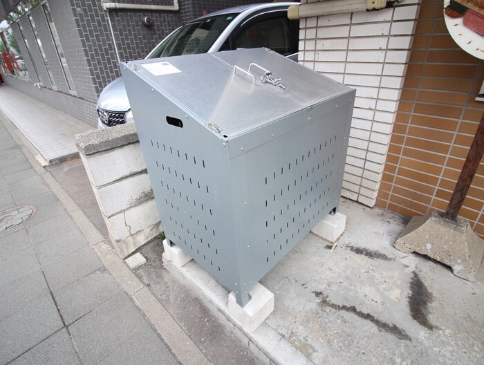 物件外観写真4　(建物設備)