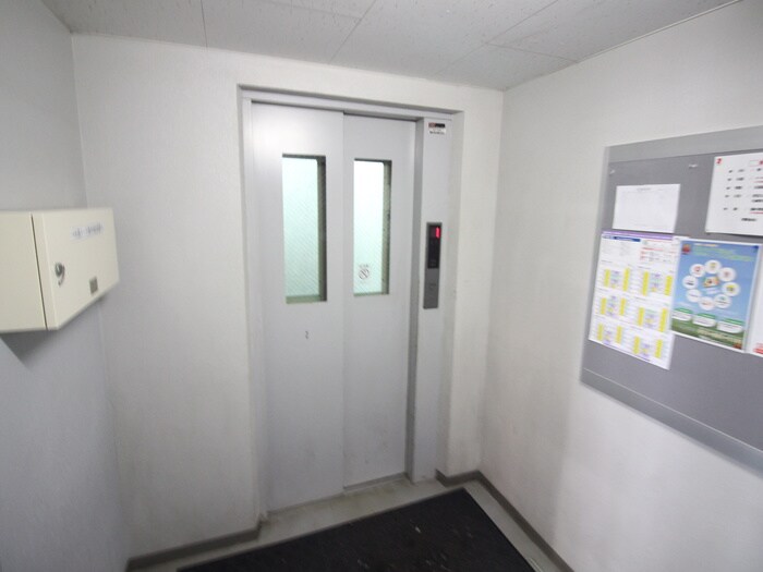 物件外観写真6　(建物設備)