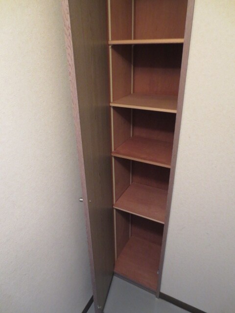 物件内観写真15　(靴箱)