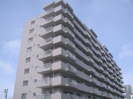 ダイヤモンドメゾン新川(904)外観写真