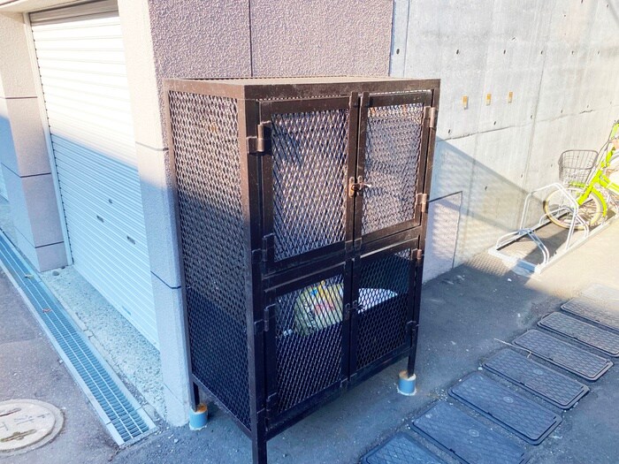 物件外観写真4　(建物設備)