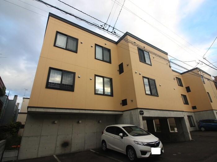 物件外観写真1　(外観写真)