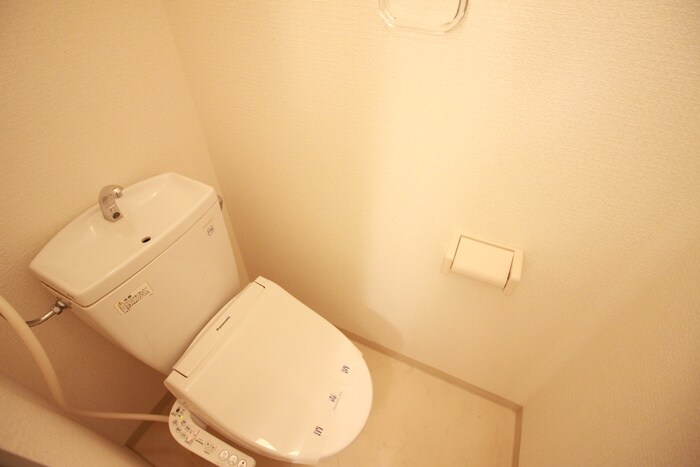 物件内観写真16　(トイレ)