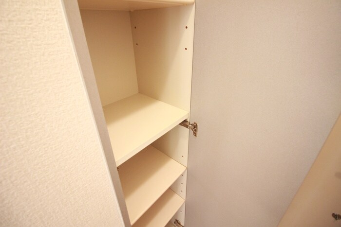 物件内観写真18　(靴箱)