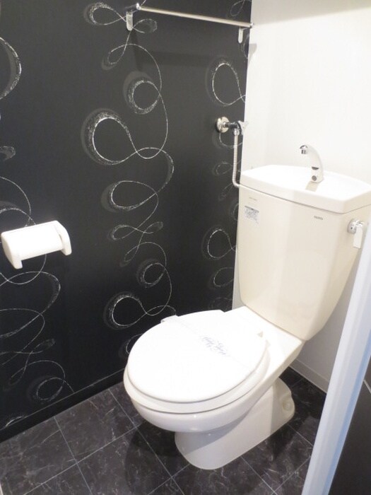 物件内観写真15　(トイレ)