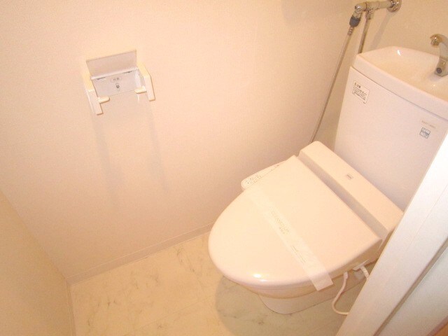 物件内観写真11　(トイレ)