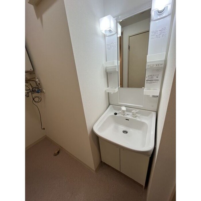 物件内観写真12　(洗面)