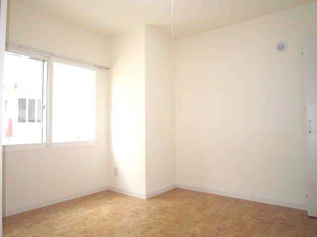 物件内観写真12　(居室)