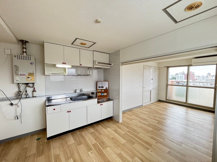 物件内観写真11　(居室)