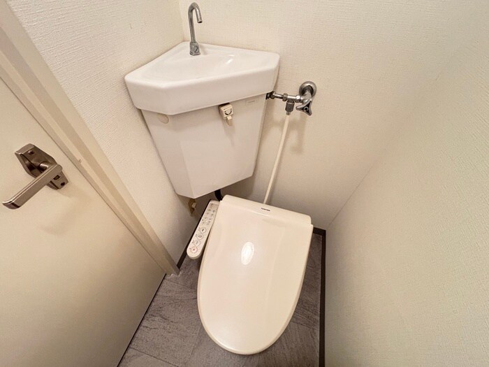 物件内観写真15　(トイレ)