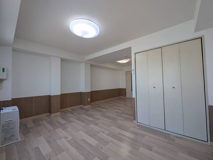 物件内観写真11　(居室)