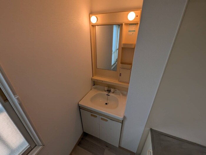 物件内観写真16　(洗面)