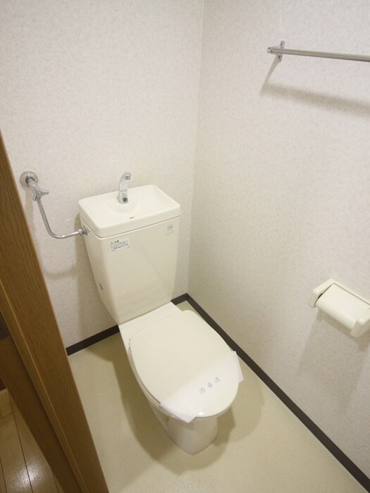 物件内観写真15　(トイレ)