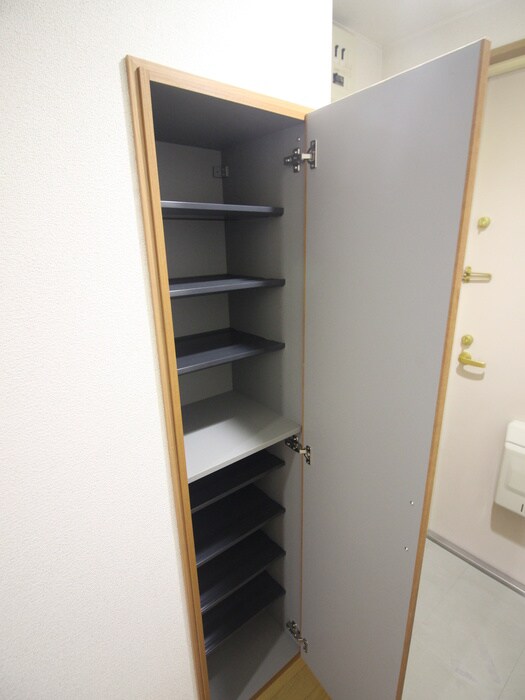物件内観写真17　(靴箱)
