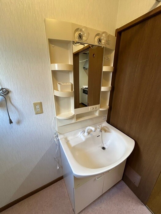 物件内観写真14　(洗面)