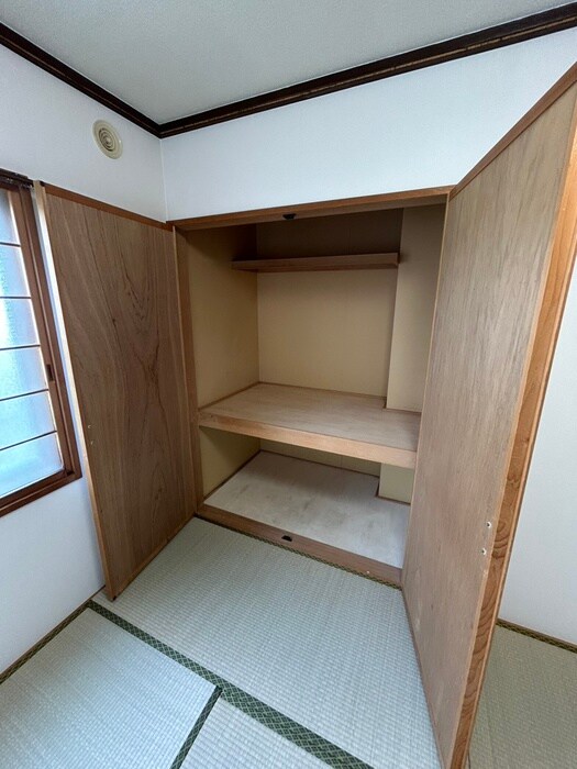 物件内観写真16　(収納)