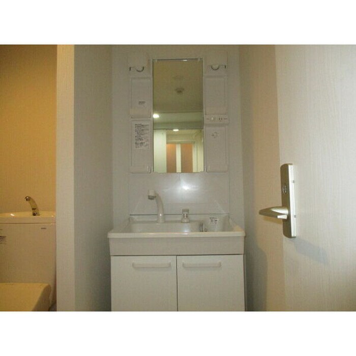 物件内観写真13　(洗面)