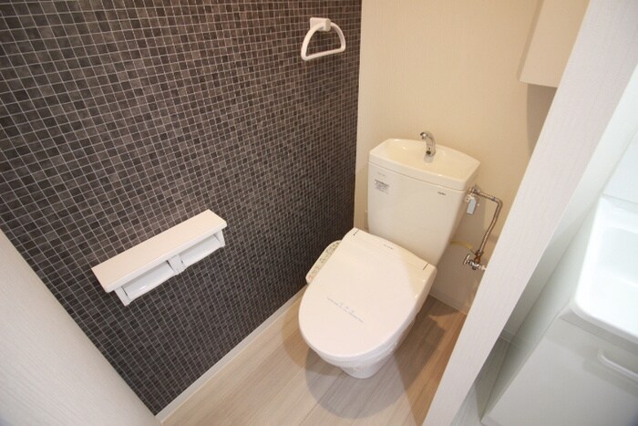 物件内観写真16　(トイレ)