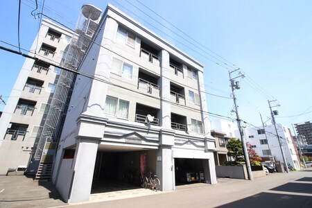 ルーデンスプレイス東札幌外観写真