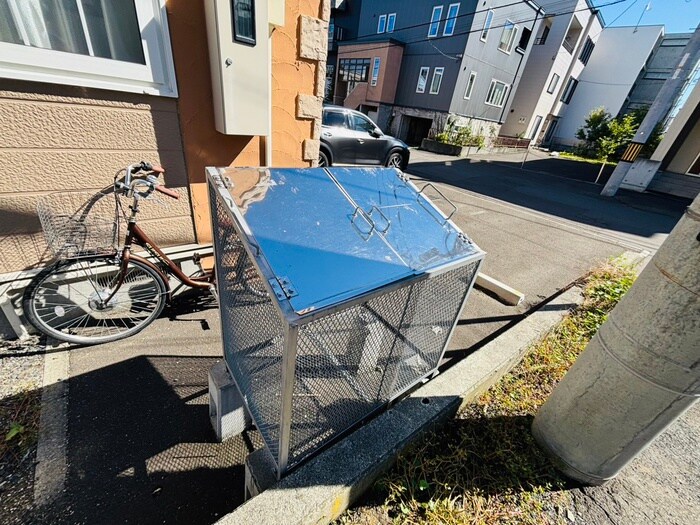 物件外観写真4　(建物設備)