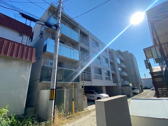 物件外観写真1　(外観写真)