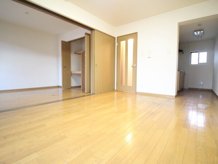 物件内観写真7　(居室)