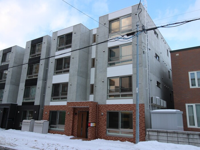 物件外観写真2　(外観写真)