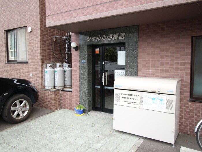 物件外観写真3　(外観写真)