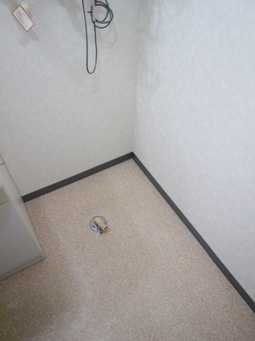 物件内観写真20　(洗濯機置場)