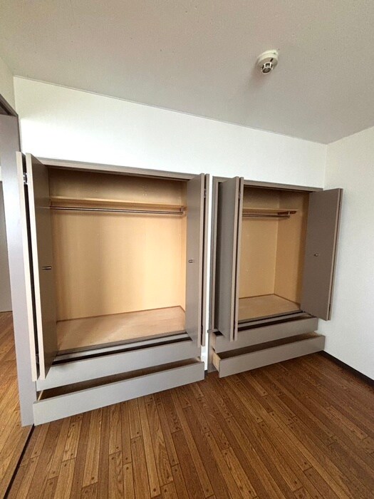 物件内観写真22　(収納)