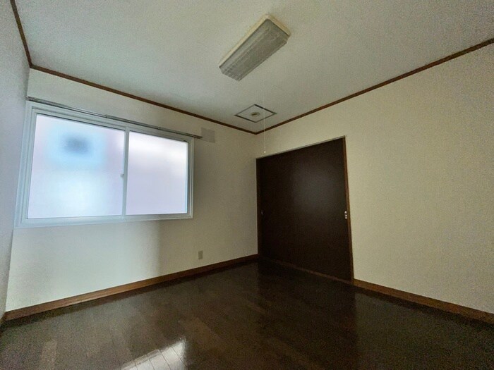 物件内観写真11　(居室)