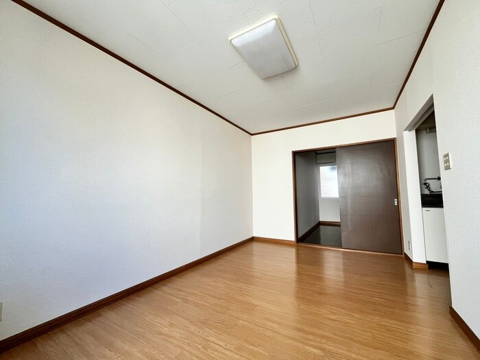 物件内観写真19　(居室)