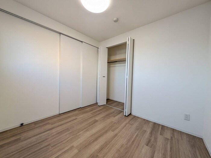 物件内観写真11　(居室)