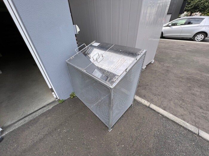 物件外観写真6　(建物設備)