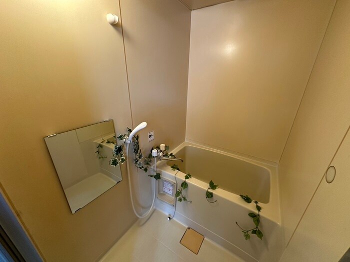 物件内観写真12　(バス／シャワールーム等)