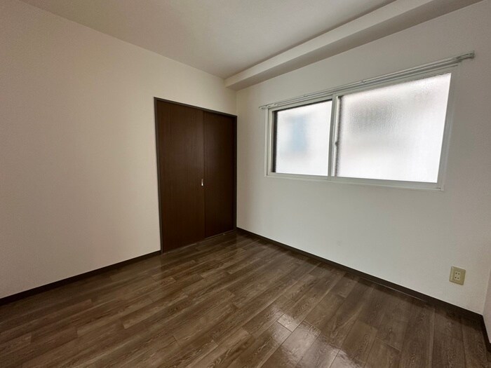 物件内観写真15　(居室)