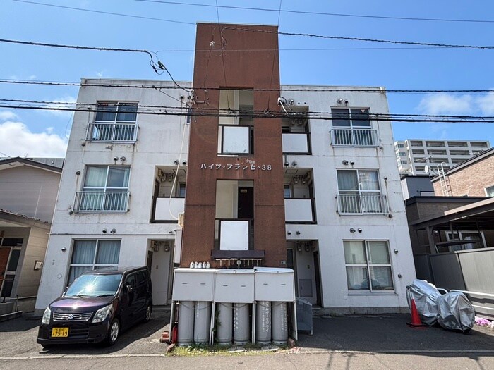 物件外観写真1　(外観写真)