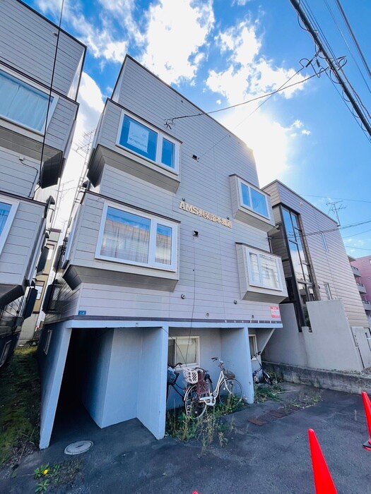 物件外観写真3　(外観写真)