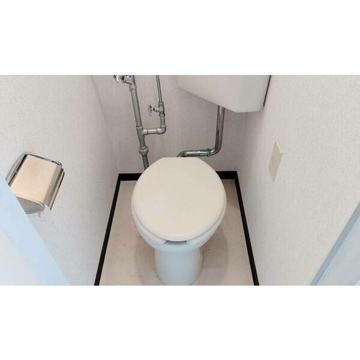 物件内観写真9　(トイレ)