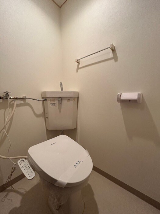 物件内観写真13　(トイレ)