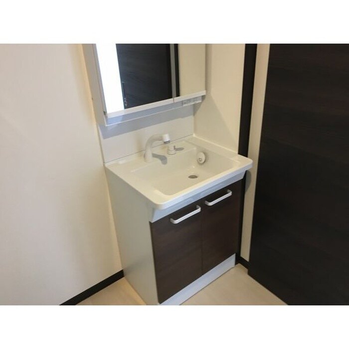 物件内観写真12　(洗面)