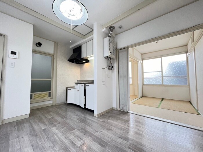 物件内観写真9　(居室)