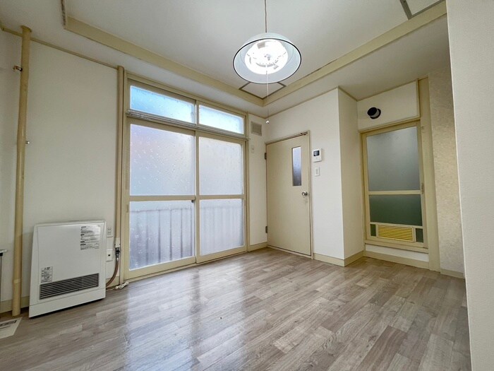 物件内観写真10　(居室)